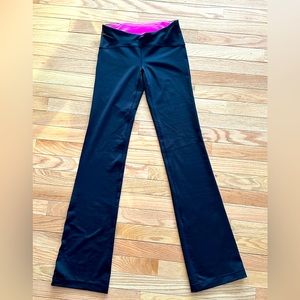 Lilly Pulitzer Luxletic Weekender pants
